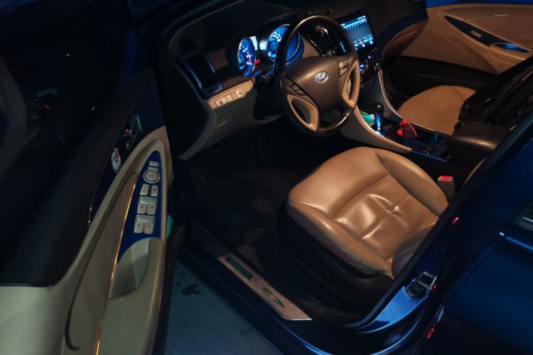 Used Hyundai Sonata 2011 2.0L Automatic Supreme Edition