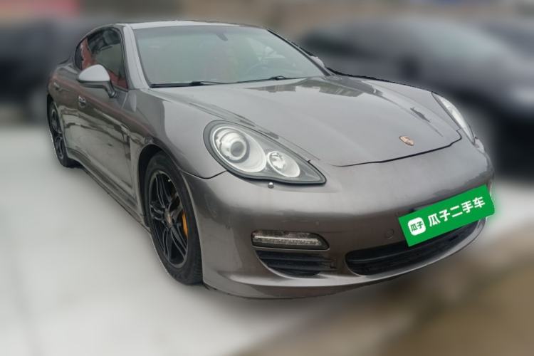 Used Porsche Panamera 2010 Panamera 4 3.6L Front Right 45 Deg