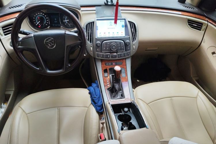 Used Buick LaCrosse 2011 2.4L SIDI Elegant Edition
