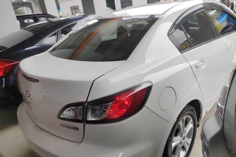 Used Mazda Mazda 3 2011 Sedan 1.6L Automatic Comfort Model
