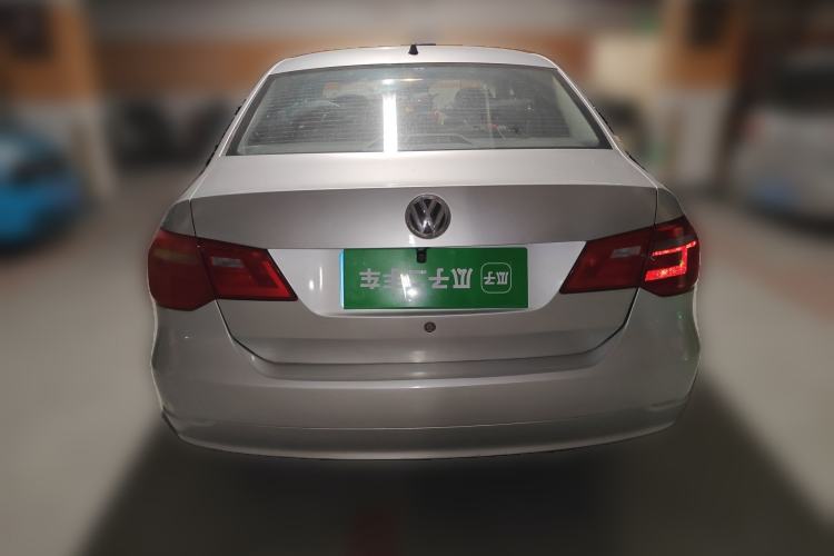 Used Volkswagen Jetta 2015 1.6L Manual Fashion Edition Rear