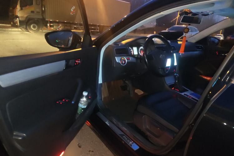 Used Volkswagen Passat 2014 1.8TSI DSG Prestige Edition
