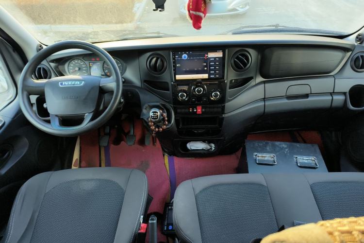 Used Iveco Eurocargo 2020 2.3T Manual Super Rui Short Wheelbase Low-Roof High-Power F1A
