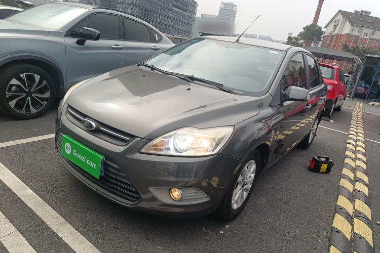 Used Ford Focus 2013 Sedan Classic 1.8L Automatic Base Model
