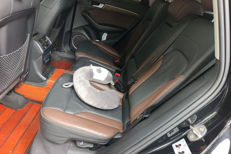 Used Audi Q5 2017 Plus 40 TFSI Comfort Model Left Rear Seat