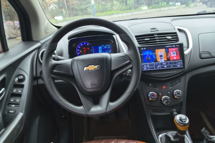 Used Chevrolet Trax 2016 1.4T Manual Two-Wheel Drive Comfort Version with Sunroof