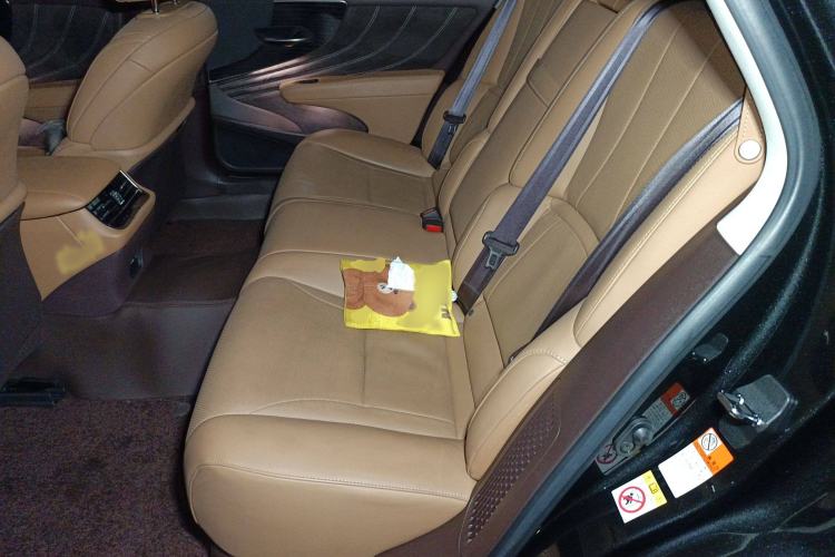 Used Lexus LS 2018 500h Premier Edition China V Standard