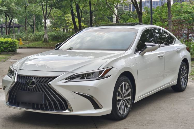 Used Lexus ES 2022 200 Excellence Edition