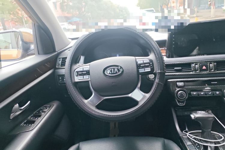 Used Kia KX7 2017 2.0L Automatic 2WD GLS 5-Seater