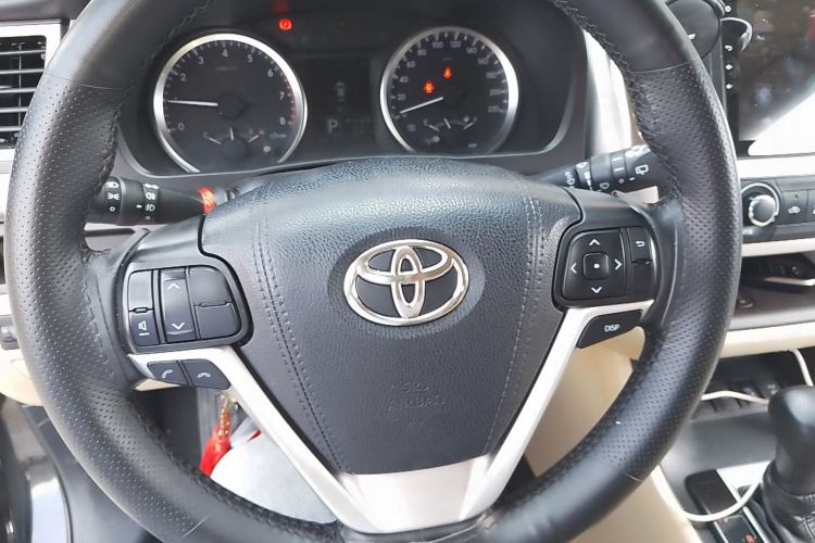 Used Toyota Highlander 2018 2.0T Four-Wheel Drive Elite Edition 7 Seats China V Standard
