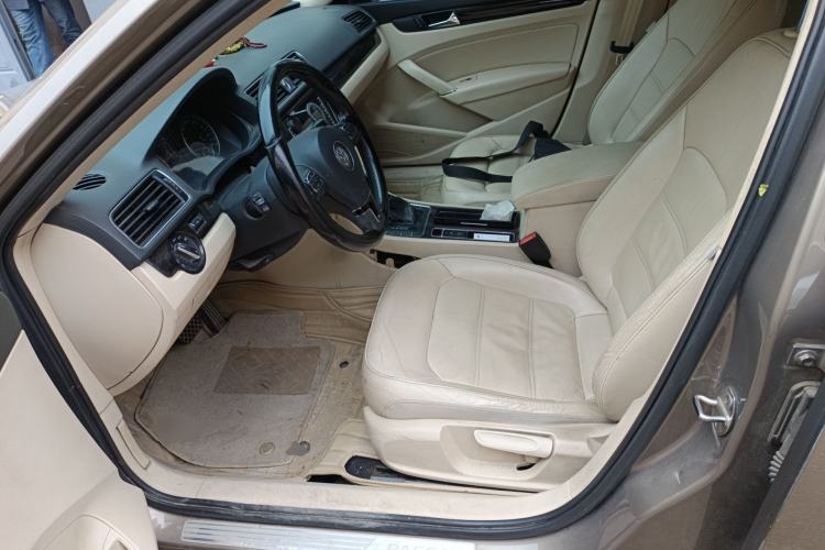 Used Volkswagen Passat 2014 1.8TSI DSG Prestige Edition Left Front Seat