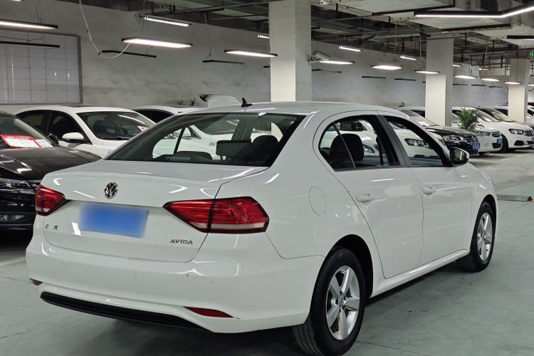 Used Volkswagen Lavida 2019 Lavida Start 1.5L Automatic Trendy Version China VI Standard Exterior 6