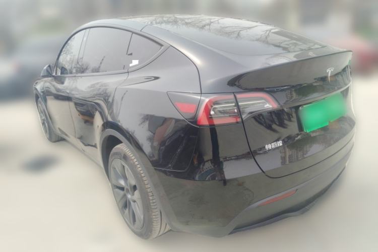 Used Tesla Model Y 2023 Long-Range All-Wheel-Drive Version

