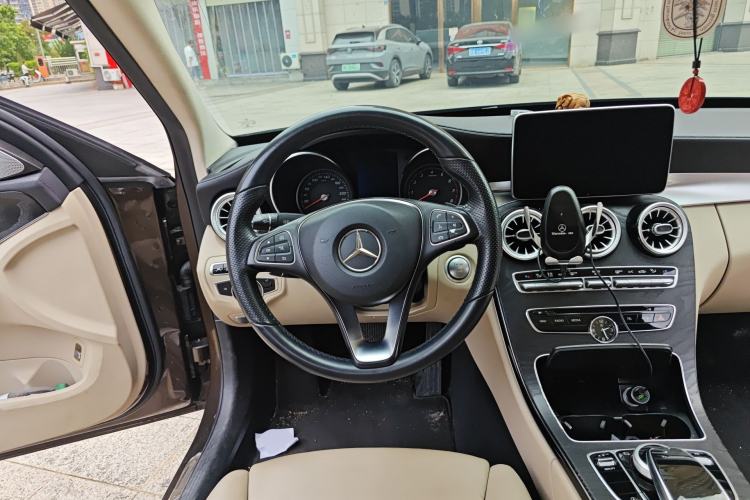 Used Mercedes-Benz C-Class 2015 C 300 L Sport Edition Steering Wheel