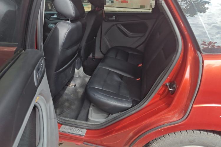 Used Ford Focus 2013 Hatchback Classic 1.8L Manual Base Model