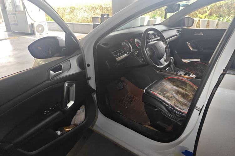 Used Peugeot 408 2016 1.6T Automatic Luxury Edition Driver Seat