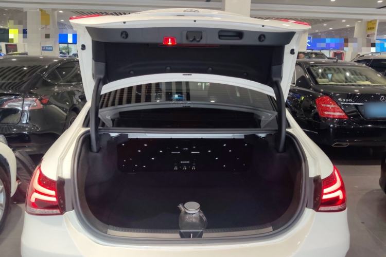 Used Mercedes-Benz A-Class 2021 A 200 L Sport Sedan Fashion Model