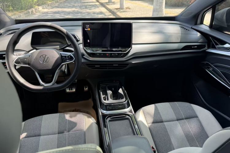 Used Volkswagen ID.4 CROZZ 2024 Pure Edition Limited Edition Interior 2