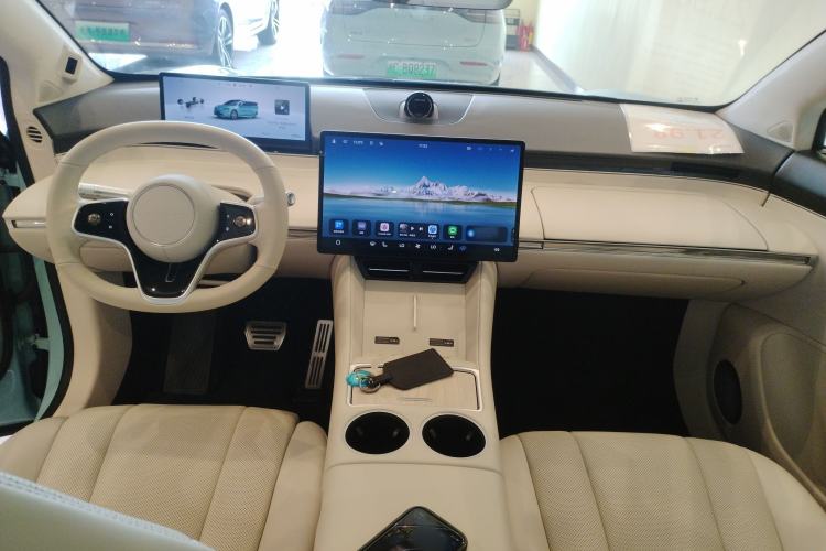 Used Hima Luxeed R7 2025 Range-Extended Version 251 km Max
