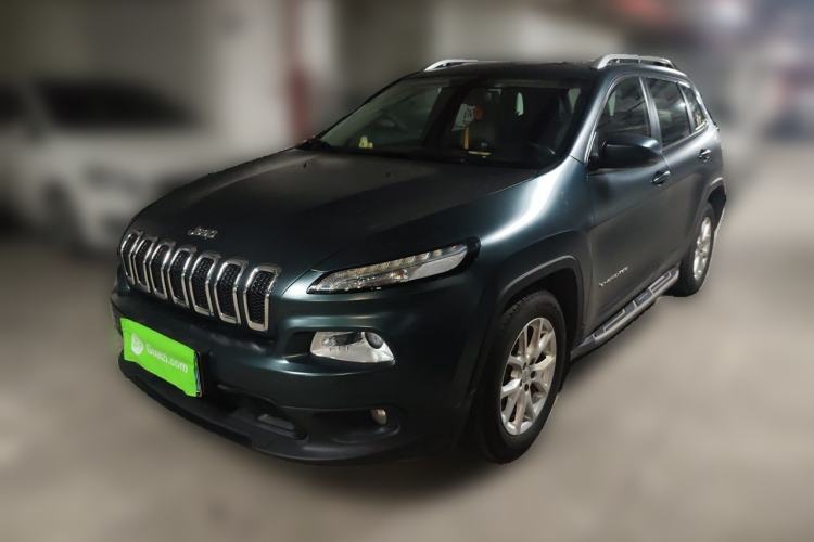 Used Jeep Cherokee 2017 2.0L Superior Edition