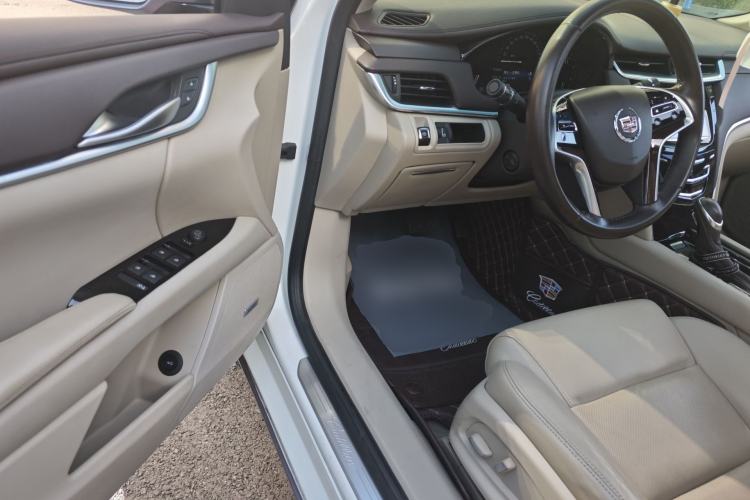 Used Cadillac XTS 2015 28T Comfort Model
