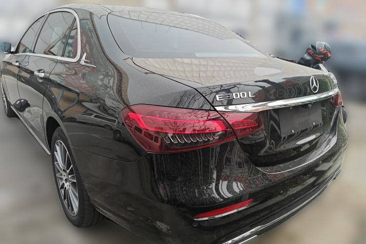 Used Mercedes-Benz E-Class 2021 Facelift E 260 L
