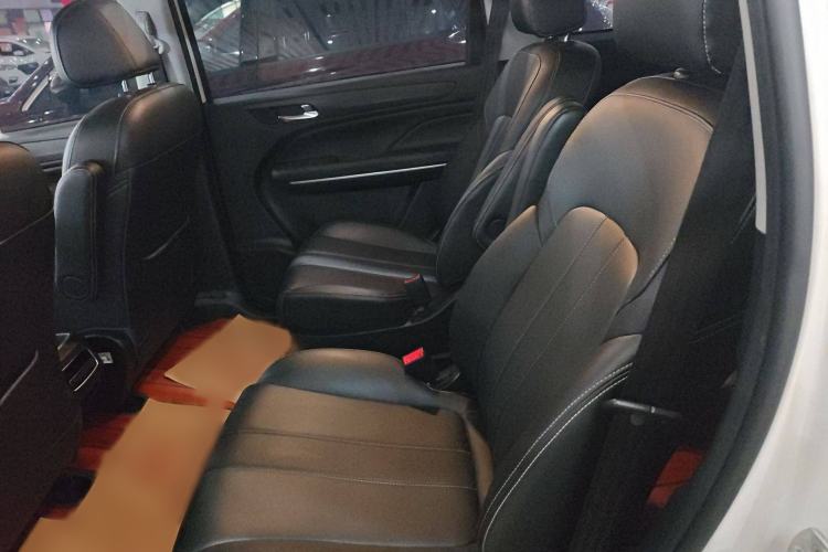 Used GAC Trumpchi M6 2021 270T DCT Luxury Edition (7 Seats)