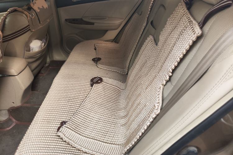 Used BYD G6 2012 1.5TID Automatic Prestige Edition
