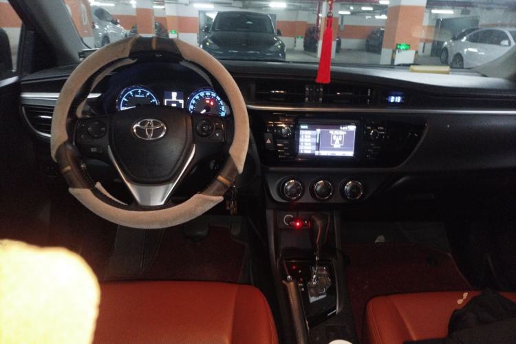 Used Toyota Levin 2015 1.8GS CVT Orange Limited Edition
