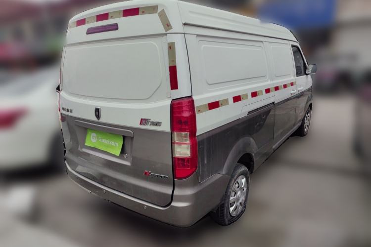 Used Jinbei New Hiace X30L 2018 1.5L Box Truck Wealth Edition DLCG14 Rear Right 45 Deg