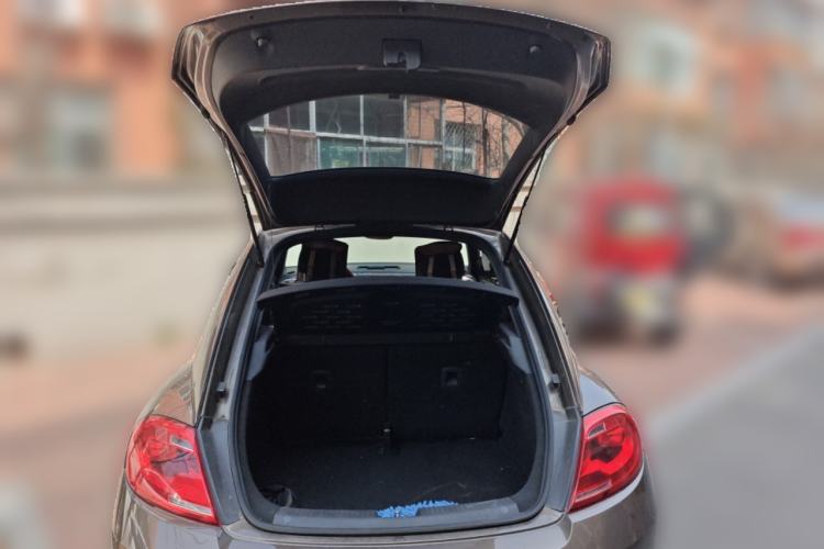 Used Volkswagen Beetle 2014 1.2TSI Fashion Edition Trunk