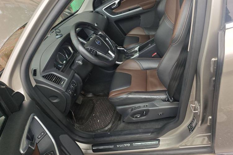 Used Volvo XC60 2015 T5 AWD Zhiyuan Edition
