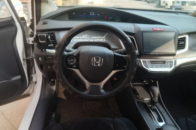 Used Honda Jade 2016 1.8L Automatic Comfort Elite Version 5 Seats
