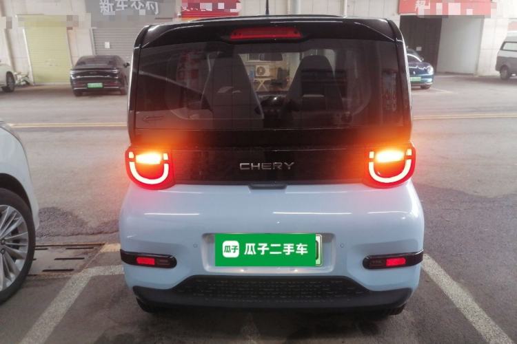 Used Chery QQ Ice Cream 2022 170km Sundae Phosphate Lithium-Ion Rear