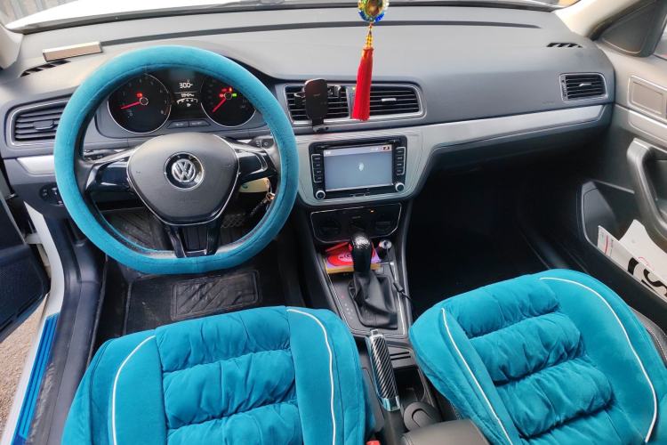 Used Volkswagen Gran Lavida 2015 230TSI DSG Comfort Edition