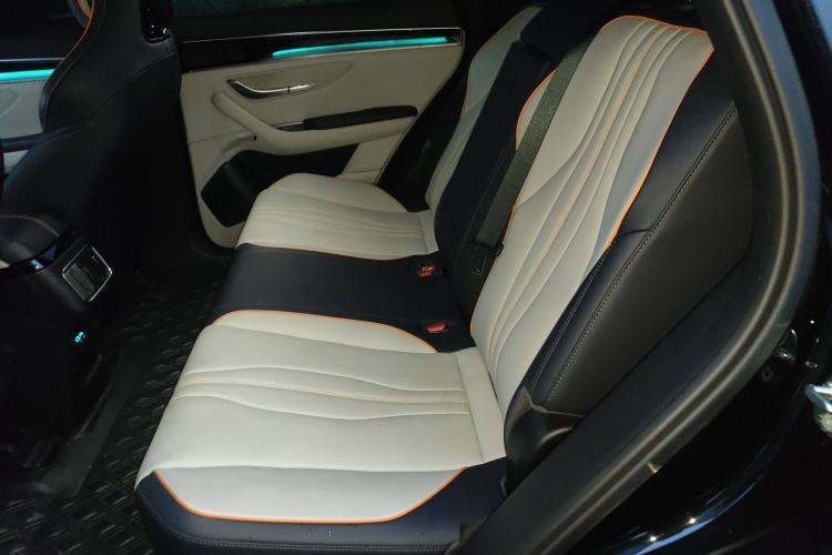 Used BYD Song PLUS New Energy 2023 Champion Edition EV 520KM Prestige Model
