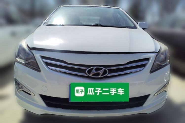 Used Hyundai Verna (older generation) 2014 1.4L Manual Smart GLS Trim Front