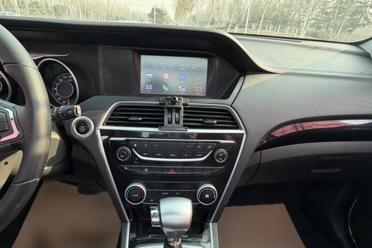 Used Leopaard CS10 2017 2.0T Automatic Luxury Model
