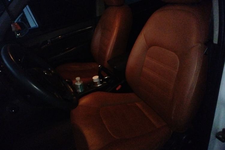 Used Land X8 2015 Explorer Edition 2.0T Diesel 4x2 Luxury Model