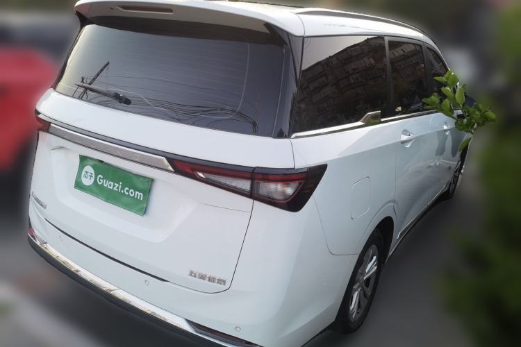 Used Wuling Jiachen 2022 1.5T CVT Smart Luxury Version Rear Right 45 Deg