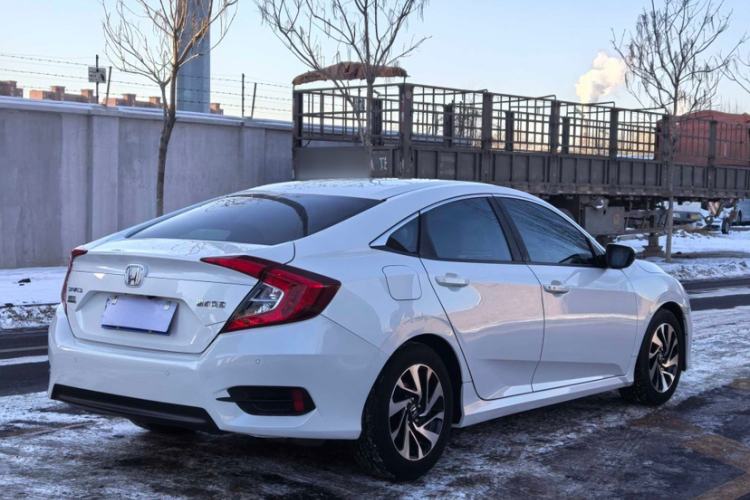 Used Honda Civic 2016 220TURBO CVT Luxury Edition
