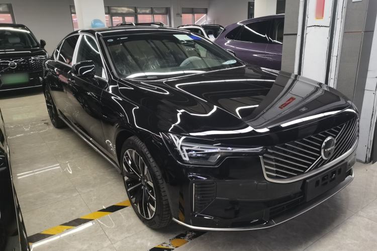 Used Volvo S90 2026 B5 Zhiyuan Luxury Edition
