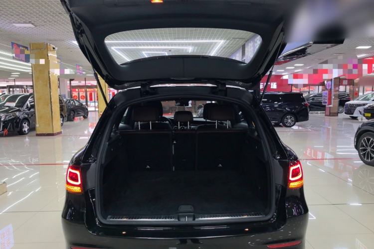 Used Mercedes-Benz GLC 2020 Facelift GLC 300 L 4MATIC Dynamic Edition
