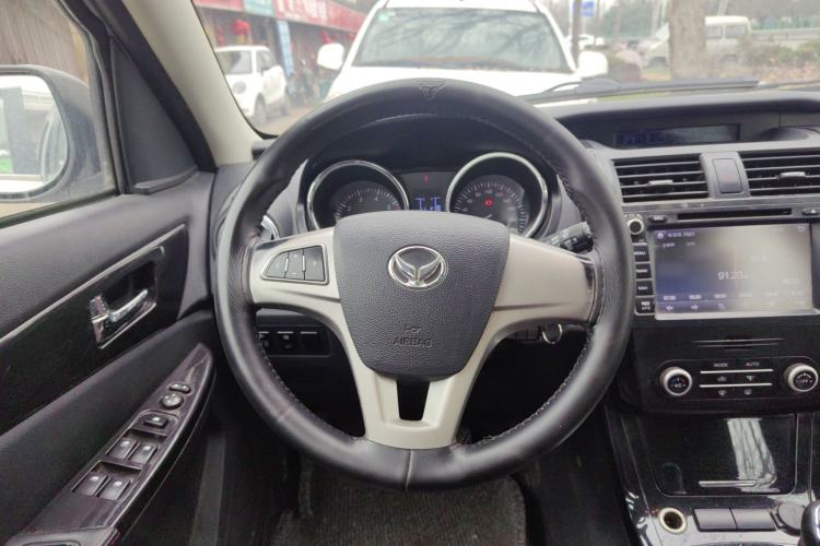 Used HYOSOW S3 2014 1.5L Luxury Version China IV Emission Standard
