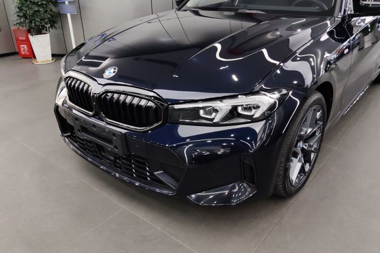 Used BMW 3 Series 2025 330Li M Sport Shadowline Package Left Front Headlight