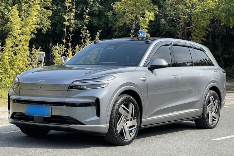 Used ONVO Luxeed L90 2025 Model—Ultra Six-Seater Version