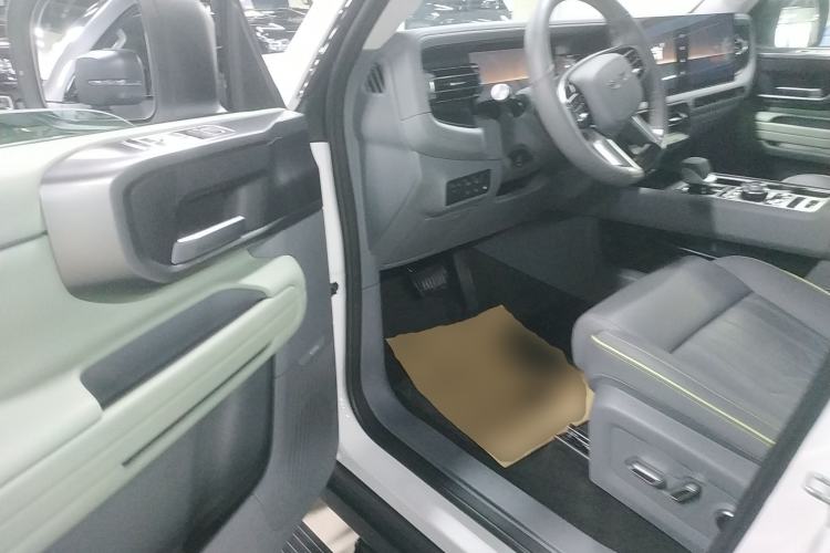 Used BAIC Off-Road BJ40 Electric Drive 2025 Advanced Edition