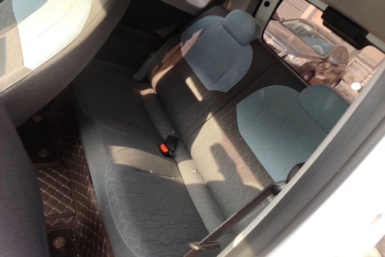 Used Geely Galaxy Panda 2024 Panda Mini 200km Endurance Bear Left Rear Seat