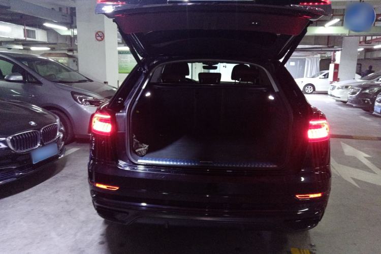 Used Audi Q8 2019 55 TFSI Luxury Dynamic Model
