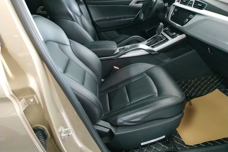 Used Geely Auto Emgrand X7 Sport 2016 1.8TD Automatic Smart Connectivity Version Right Front Seat